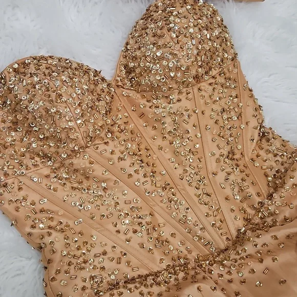 Bundle-Gold Strapless Party Dress with Scarf & Heels - Picture 3 of 14